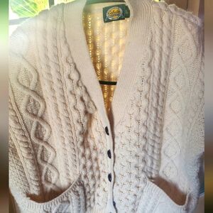 Women’s Cabela's Heavy Wool Cream Vtg Sz. XL Cardigan Made in England